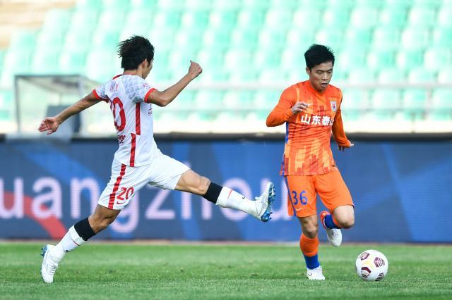 49图库澳门-【争冠组综述】广州队3连胜列第2 国安连续6轮不胜